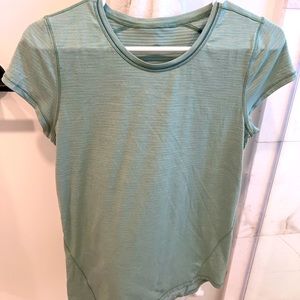 Green lululemon full length tshirt. Size 6